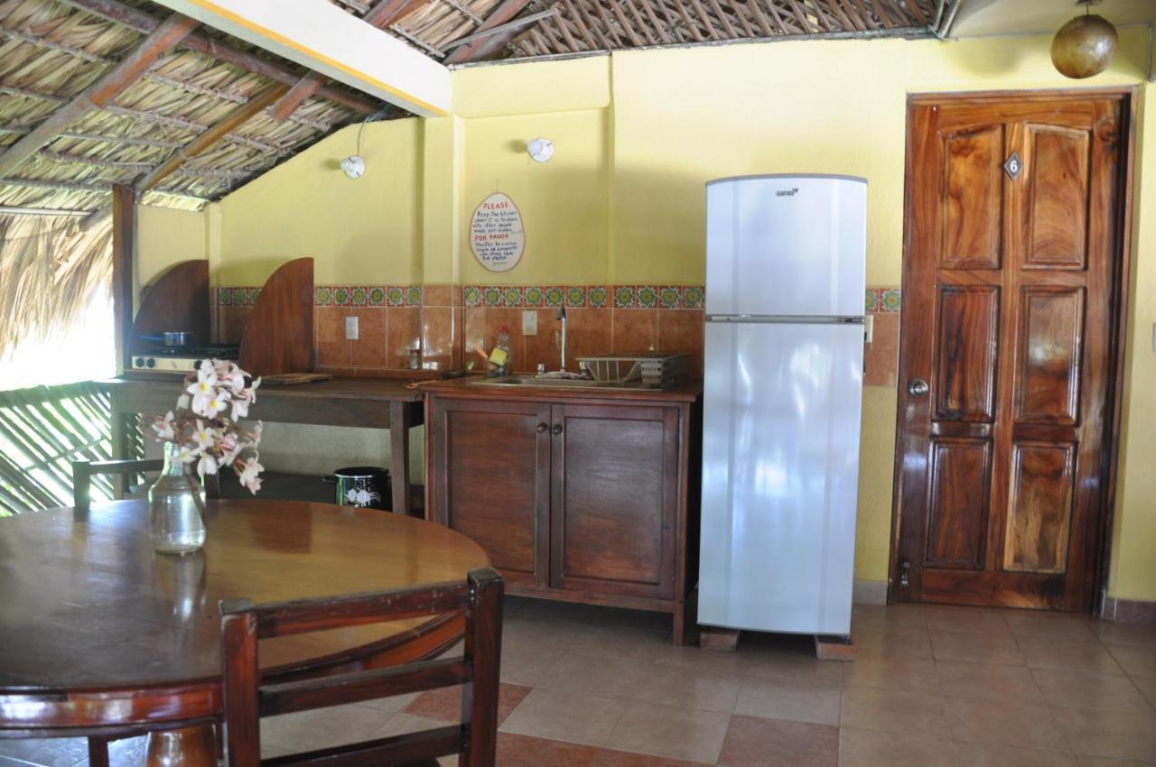Ananda Guest House Yoga & Meditacion Puerto Escondido  Exterior photo